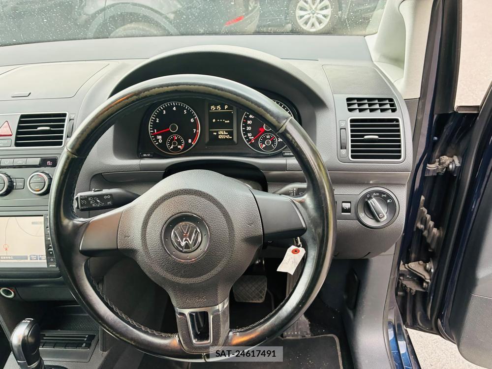 VolksWagen GOLF TOURAN 2016-01 8351361-14