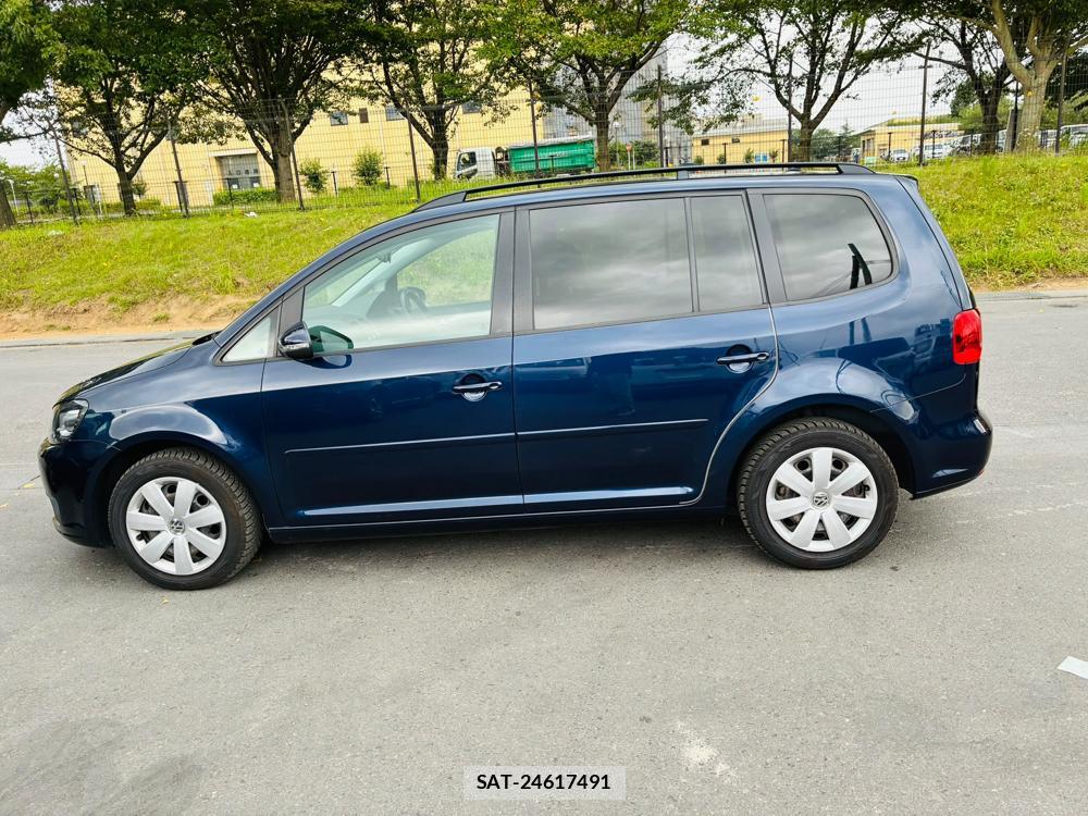VolksWagen GOLF TOURAN 2016-01 8351361-1