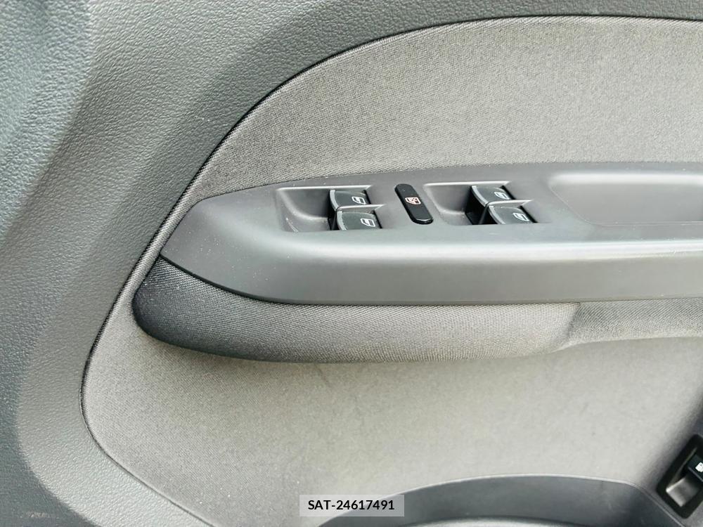 VolksWagen GOLF TOURAN 2016-01 8351361-22