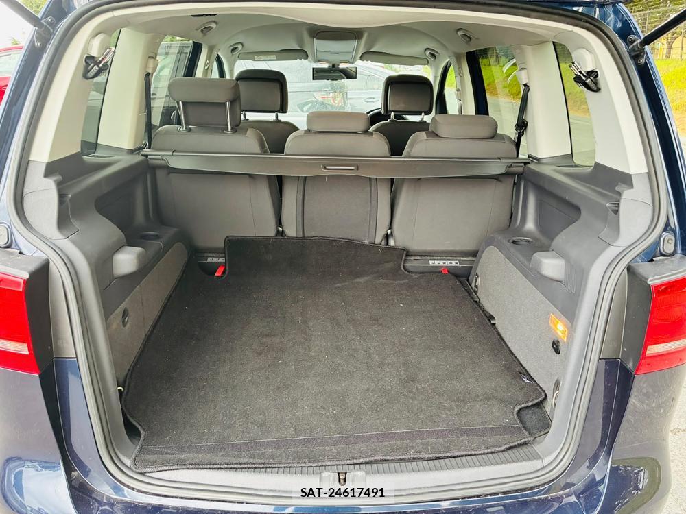 VolksWagen GOLF TOURAN 2016-01 8351361-27