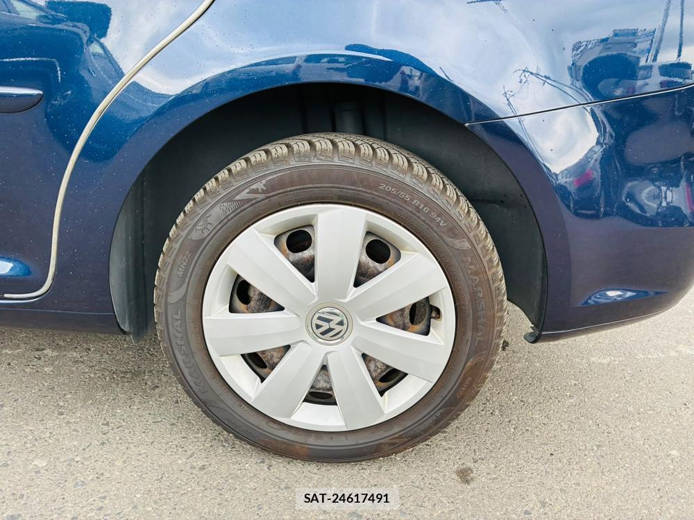 VolksWagen GOLF TOURAN 2016-01 8351361-32
