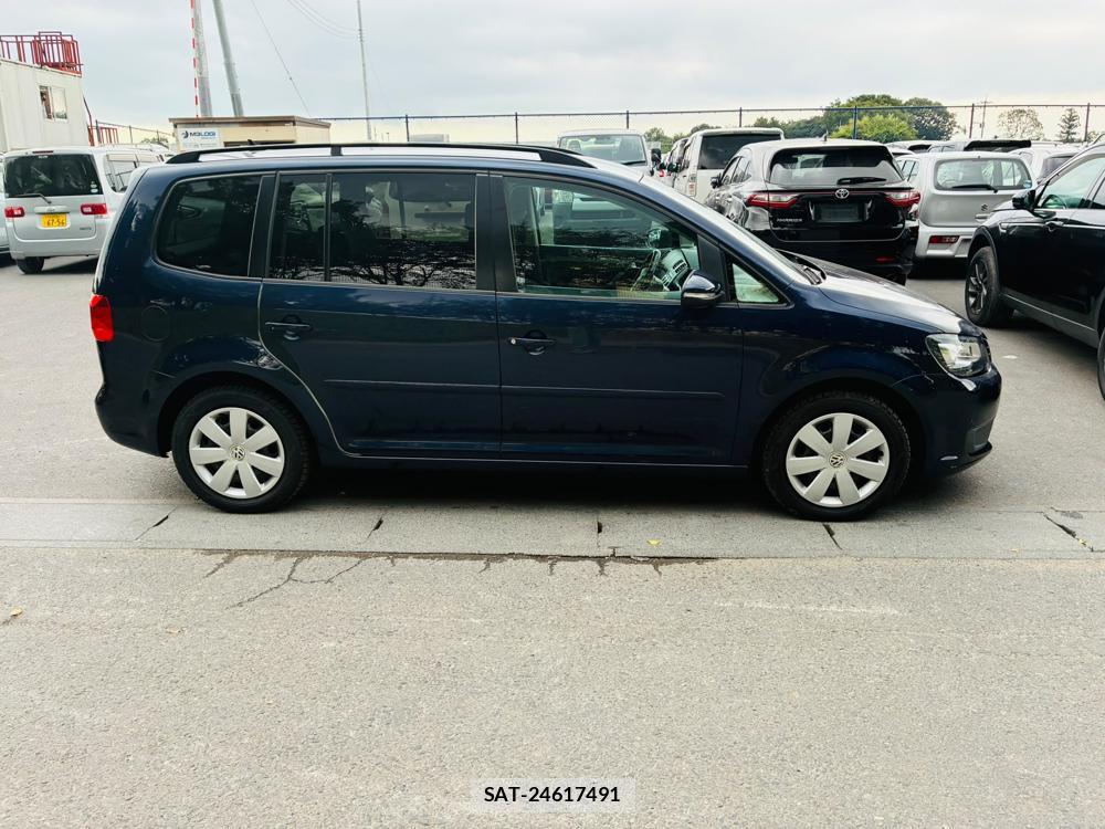 VolksWagen GOLF TOURAN 2016-01 8351361-5