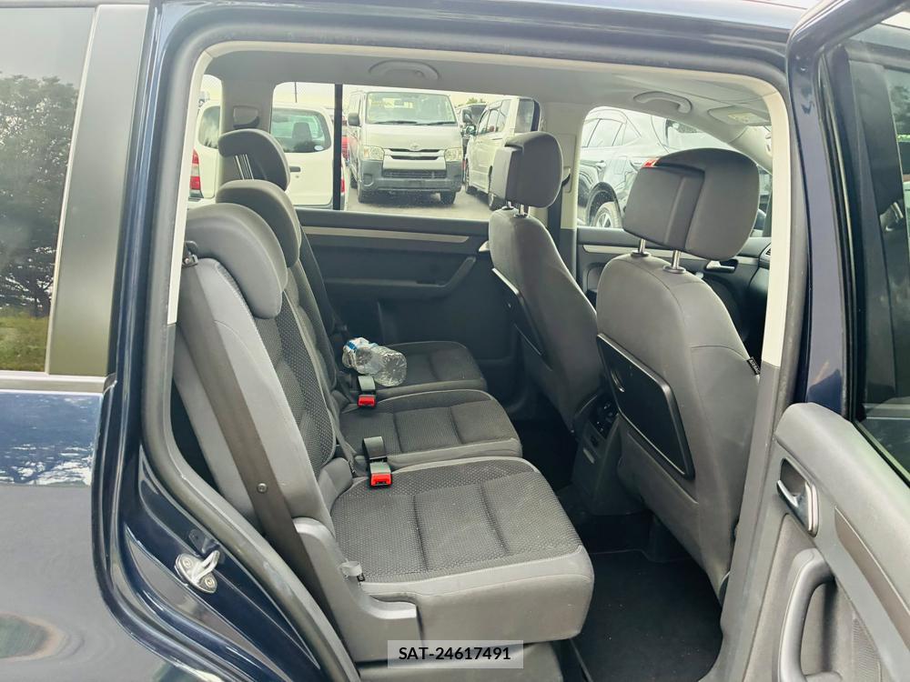 VolksWagen GOLF TOURAN 2016-01 8351361-8