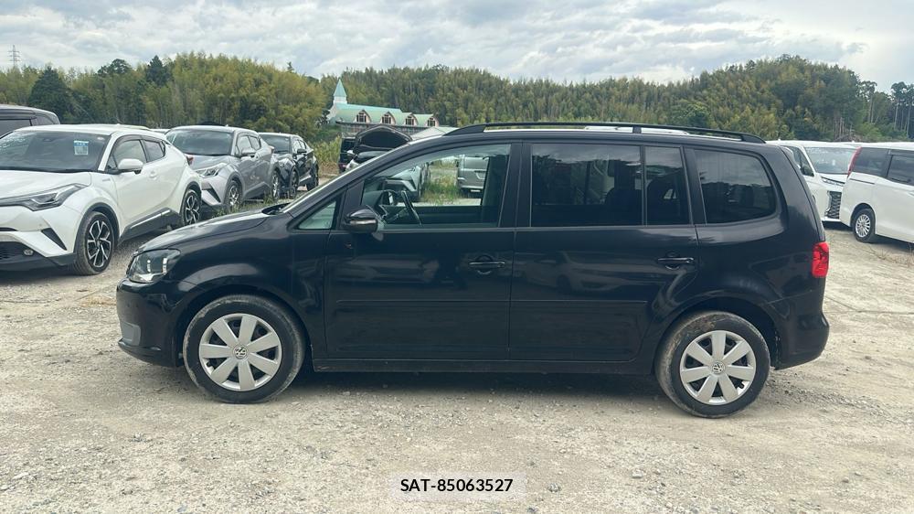 VolksWagen GOLF TOURAN 2012 6610190-1