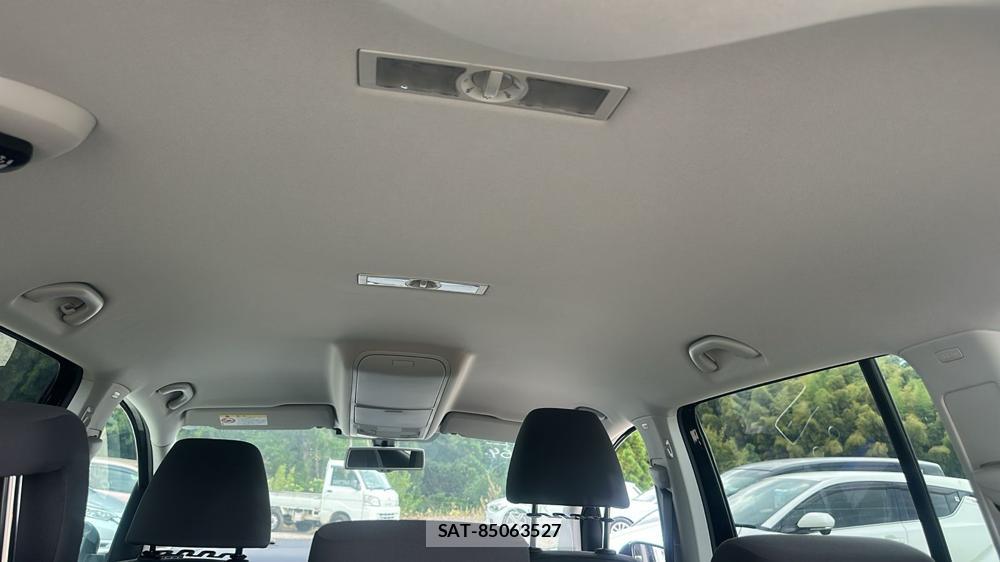 VolksWagen GOLF TOURAN 2012 6610190-23