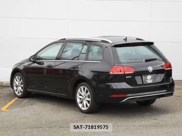 VolksWagen GOLF VARIANT 2019-02 6215028-9