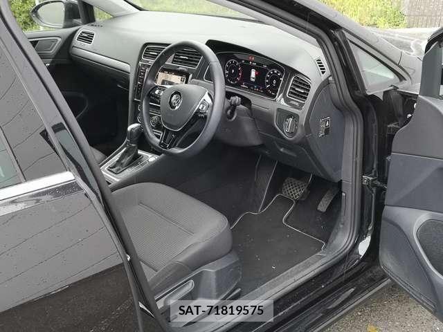 VolksWagen GOLF VARIANT 2019-02 6215028-11
