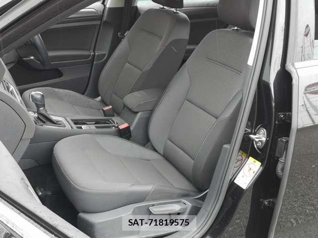 VolksWagen GOLF VARIANT 2019-02 6215028-17