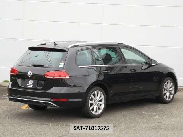 VolksWagen GOLF VARIANT 2019-02 6215028-2