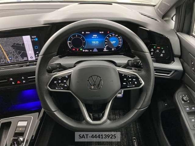 VolksWagen GOLF VARIANT 2024-03 8525010-9