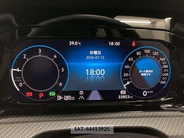 VolksWagen GOLF VARIANT 2024-03 8525010-12