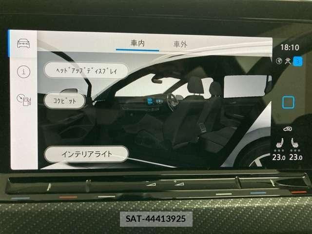 VolksWagen GOLF VARIANT 2024-03 8525010-21