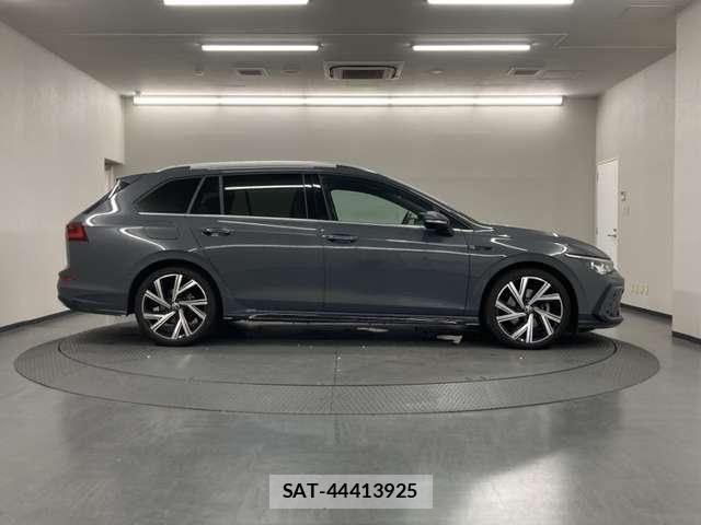 VolksWagen GOLF VARIANT 2024-03 8525010-6