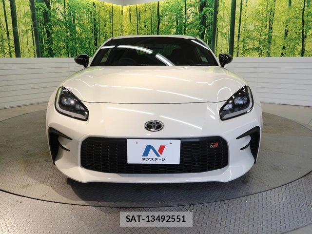 Toyota GR86 2022-06 1015658-12