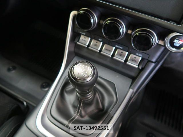 Toyota GR86 2022-06 1015658-2