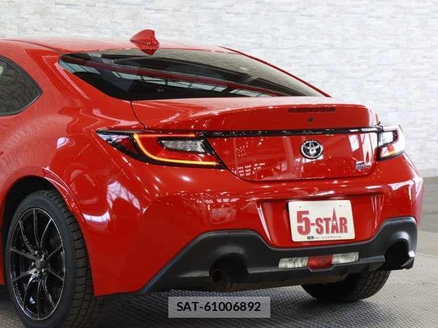 Toyota GR86 2022-04 2248316-17