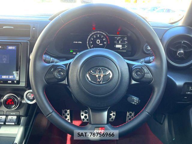 Toyota GR86 2023-07 2319481-11