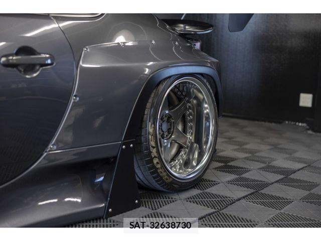 Toyota GR86 2022-03 2400319-13
