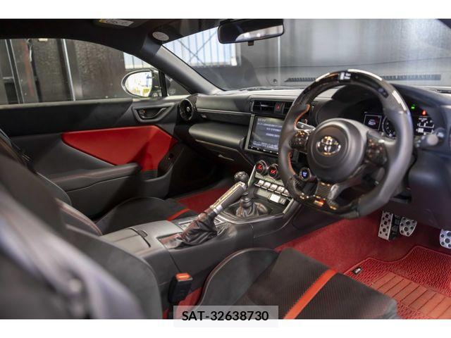 Toyota GR86 2022-03 2400319-22