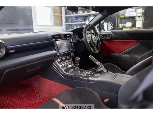 Toyota GR86 2022-03 2400319-24