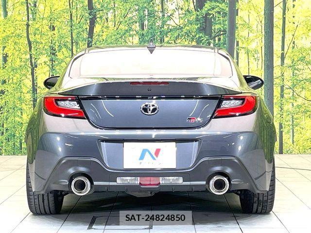Toyota GR86 2023-09 3769028-14