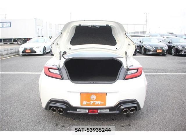 Toyota GR86 2021-12 3934270-28