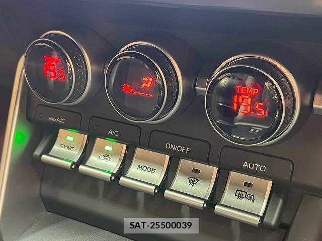 Toyota GR86 2023-08 4420848-11