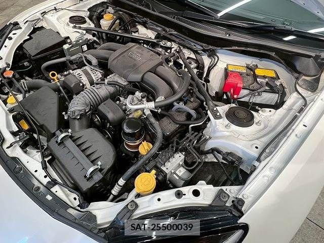 Toyota GR86 2023-08 4420848-13