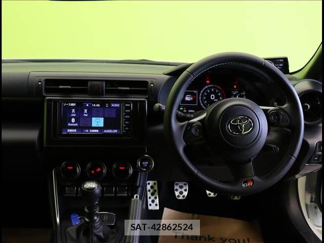 Toyota GR86 2022-08 4753841-16