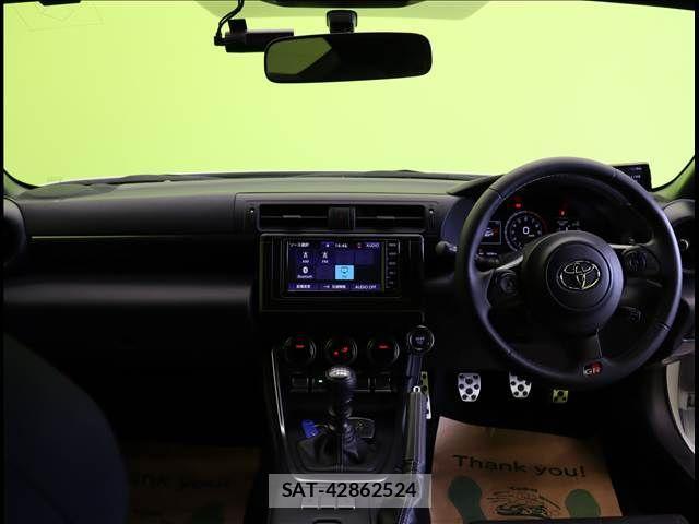 Toyota GR86 2022-08 4753841-2