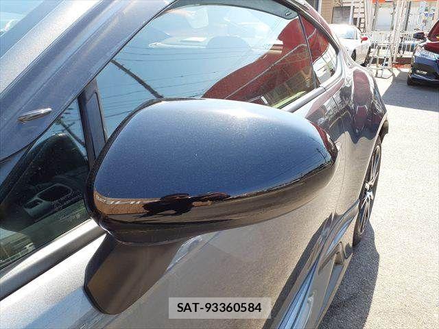 Toyota GR86 2023-12 4943907-25