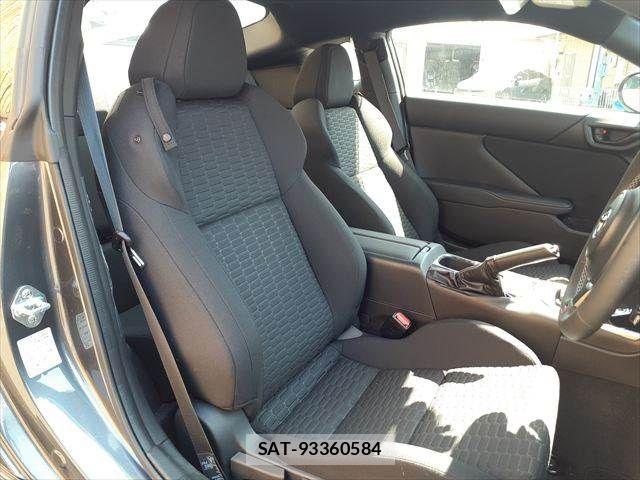 Toyota GR86 2023-12 4943907-6