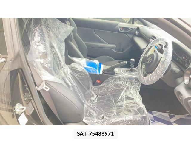 Toyota GR86 2023-10 5868428-3