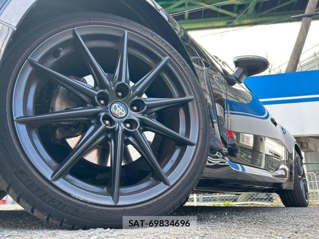 Toyota GR86 2023-07 5868422-13