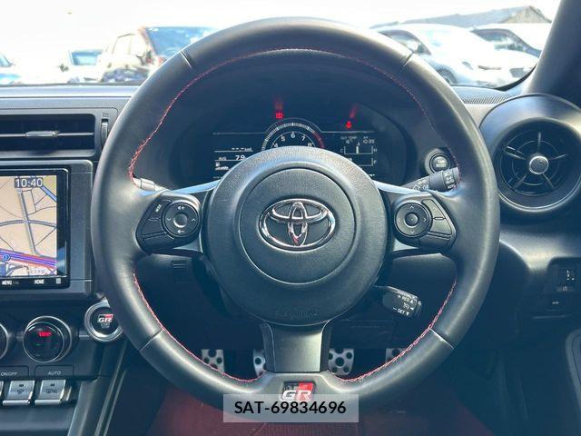Toyota GR86 2023-07 5868422-7