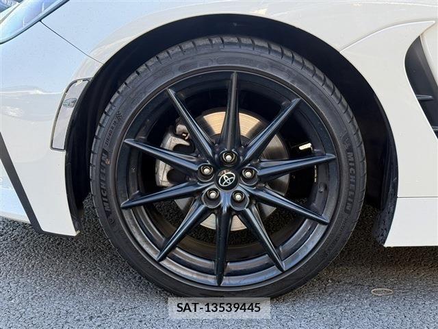 Toyota GR86 2021-11 6215042-20