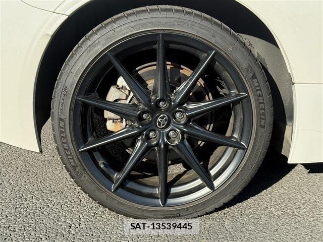 Toyota GR86 2021-11 6215042-22