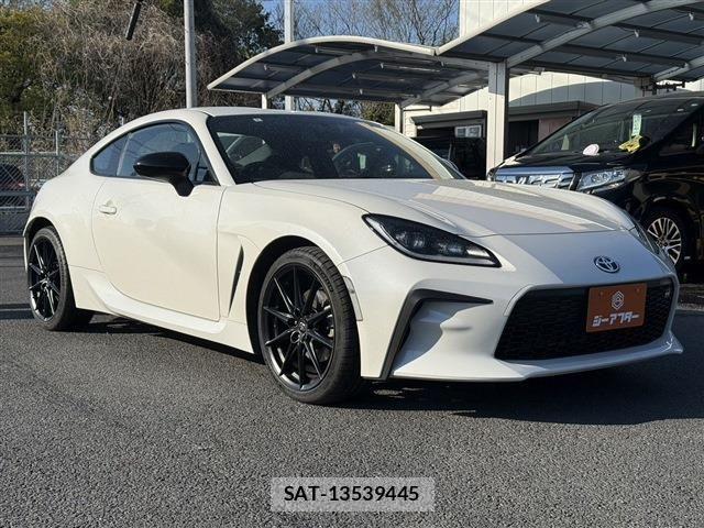 Toyota GR86 2021-11 6215042-6