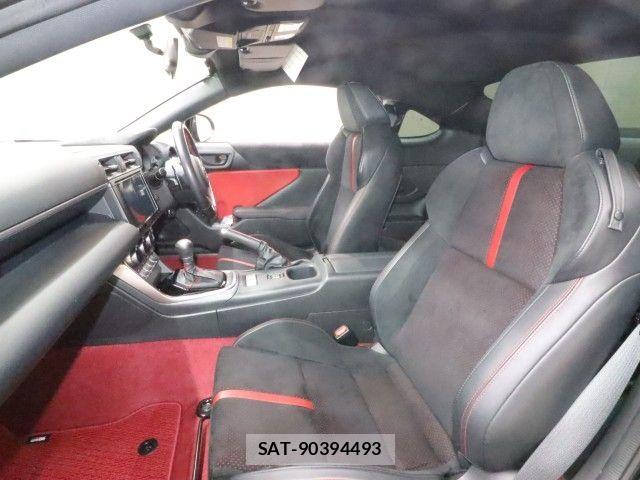 Toyota GR86 2021-12 6498110-5