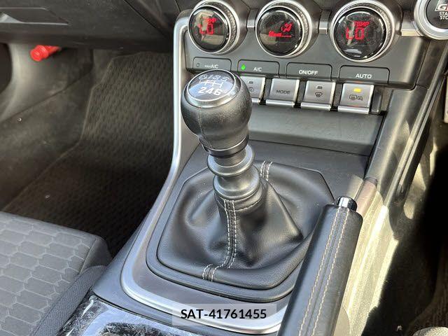 Toyota GR86 2021-12 6612067-19