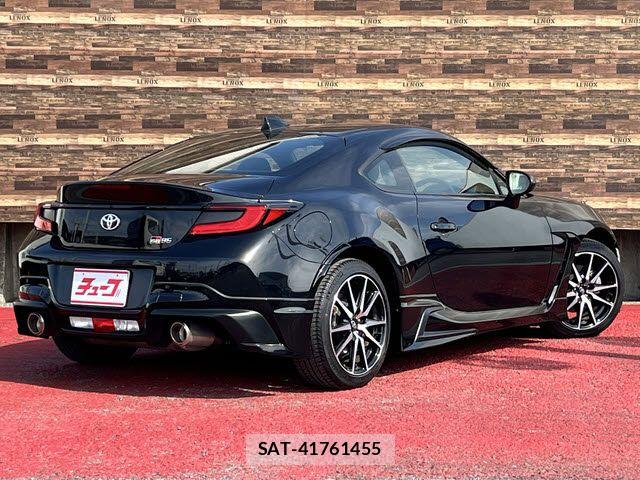 Toyota GR86 2021-12 6612067-2