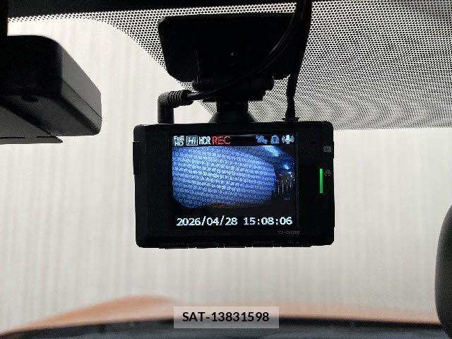 Toyota GR86 1993-02 6671548-11