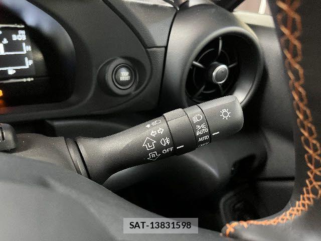 Toyota GR86 1993-02 6671548-16