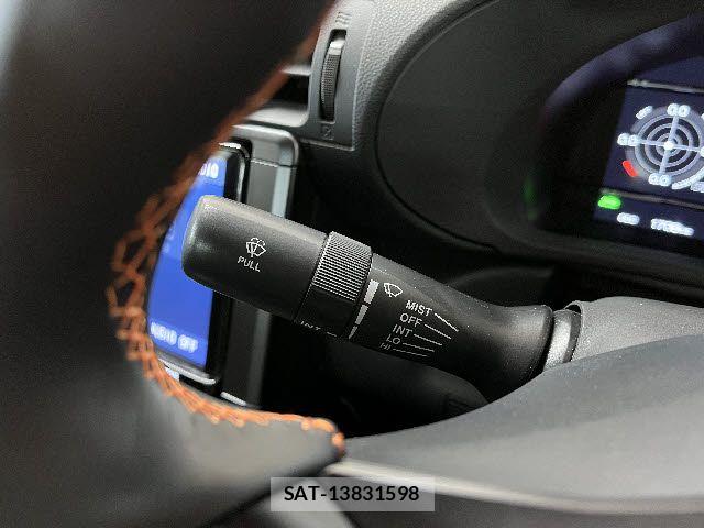 Toyota GR86 1993-02 6671548-17