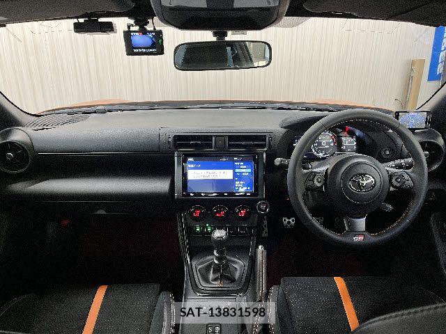 Toyota GR86 1993-02 6671548-1