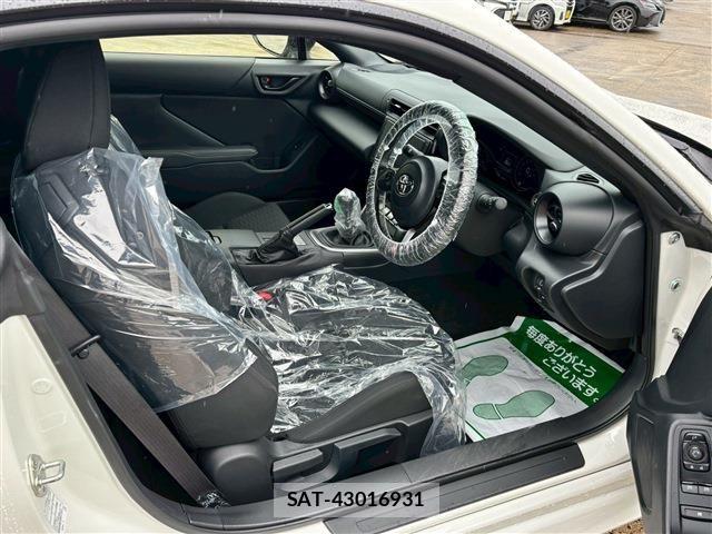 Toyota GR86 2023-03 6676083-13