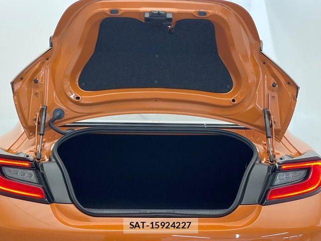 Toyota GR86 2023-03 6716205-12