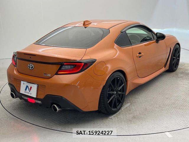 Toyota GR86 2023-03 6716205-16