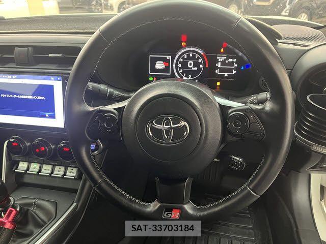 Toyota GR86 2023-08 6751712-13