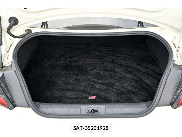 Toyota GR86 2022-04 6751713-15